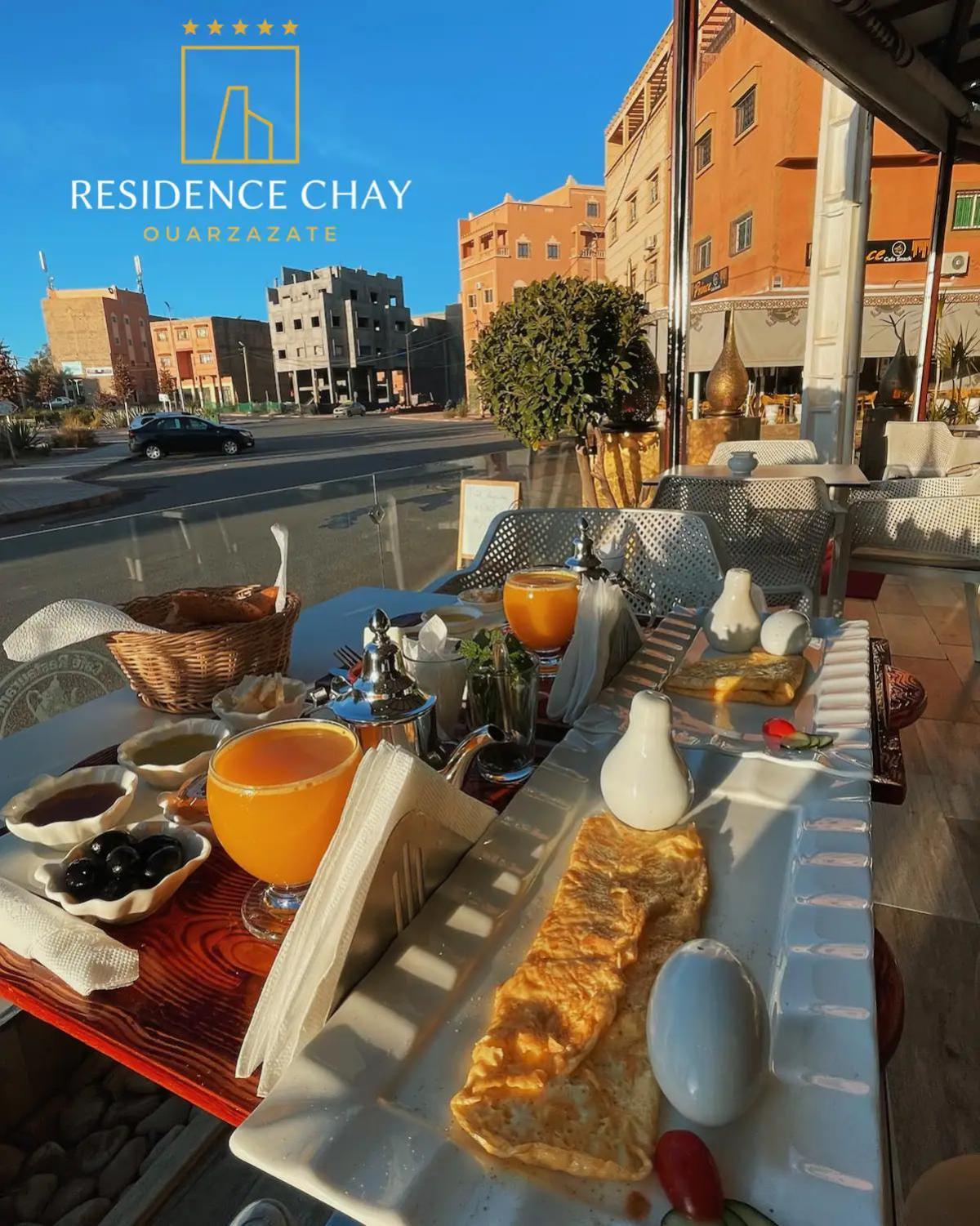 Chay - Appartements A Ouarzazate Bagian luar foto