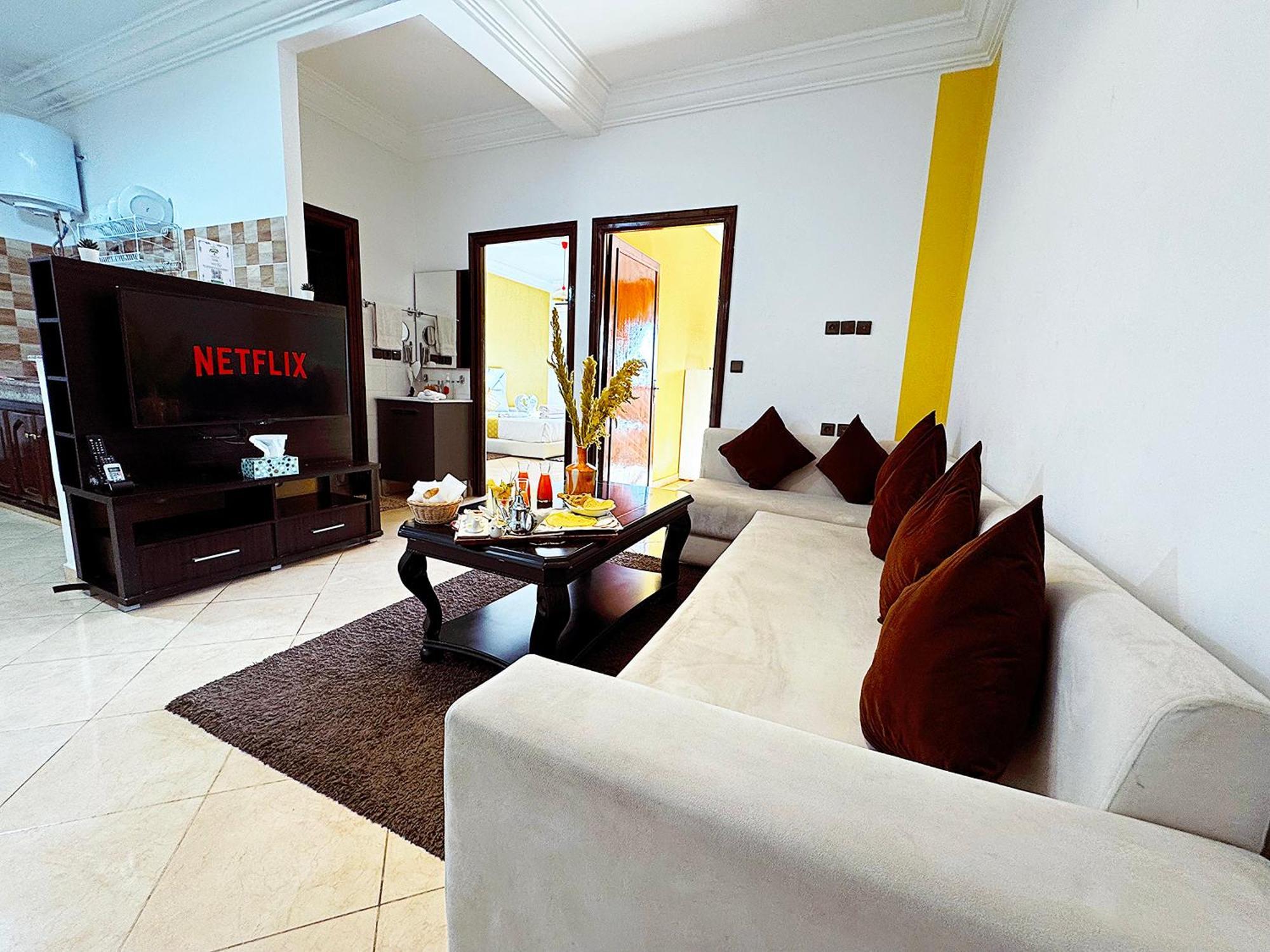 Chay - Appartements A Ouarzazate Bagian luar foto
