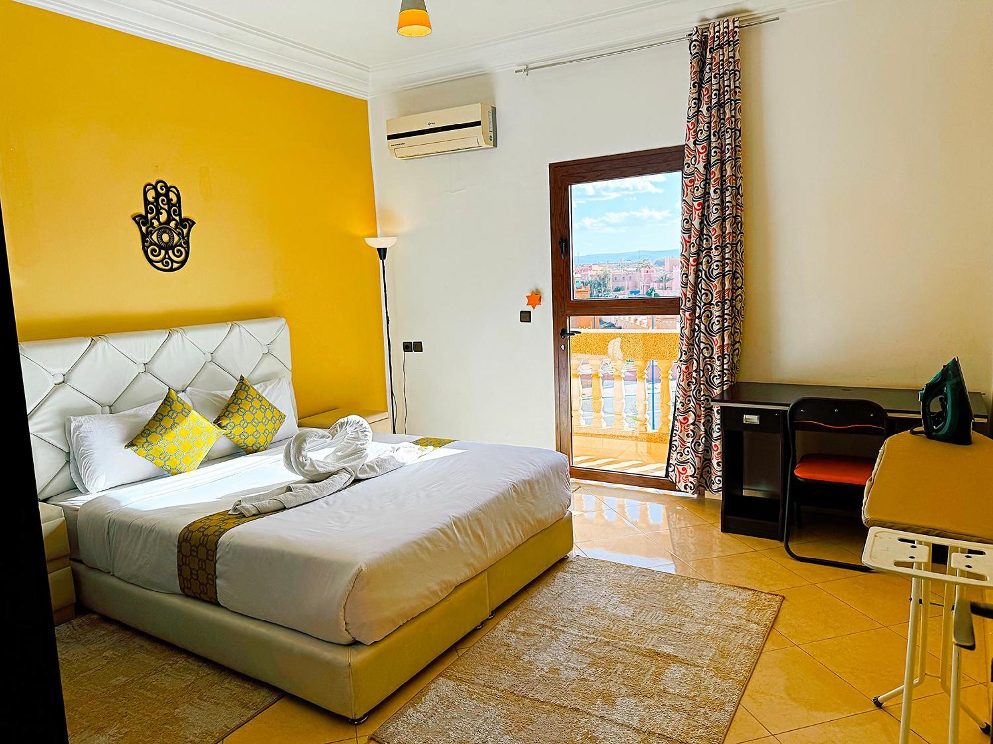 Chay - Appartements A Ouarzazate Bagian luar foto