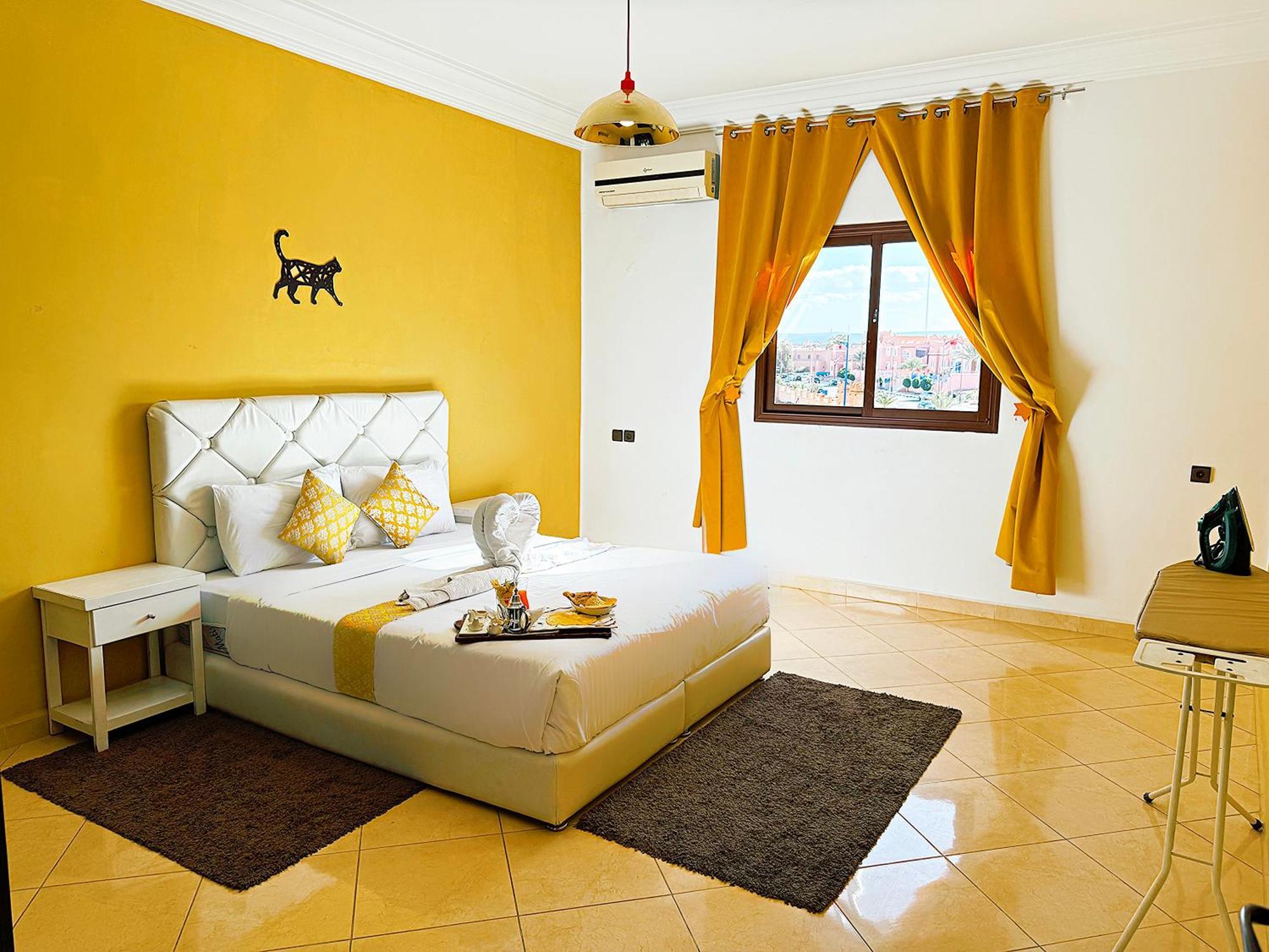 Chay - Appartements A Ouarzazate Bagian luar foto