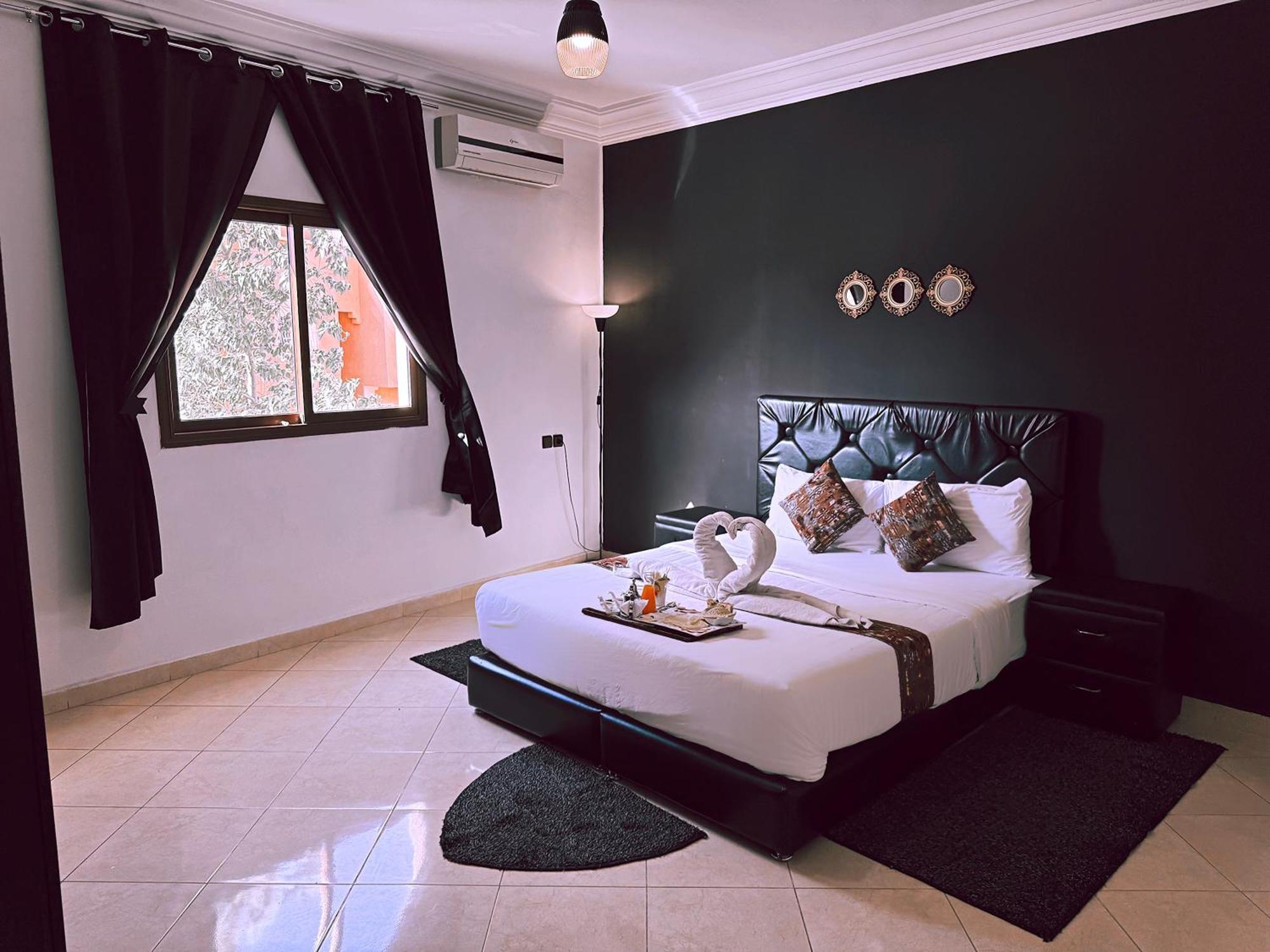Chay - Appartements A Ouarzazate Bagian luar foto