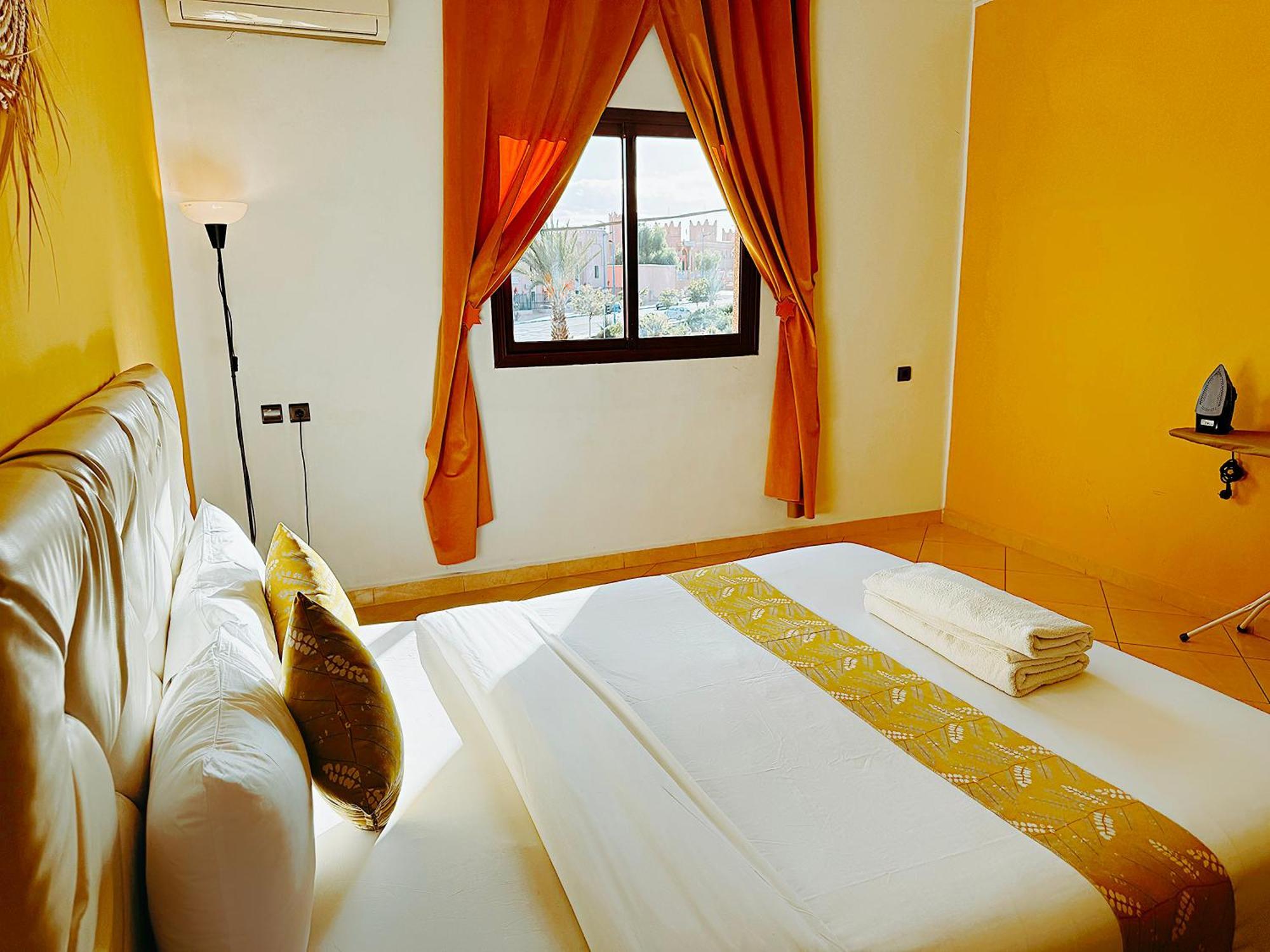 Chay - Appartements A Ouarzazate Bagian luar foto